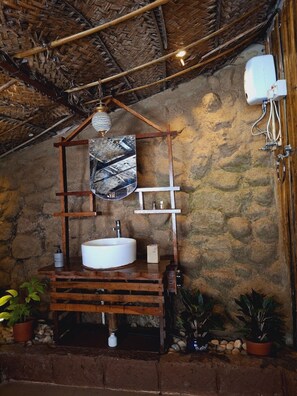 Shower, rainfall showerhead, designer toiletries, towels - Belantara Beach Front Resort (Vengurla)