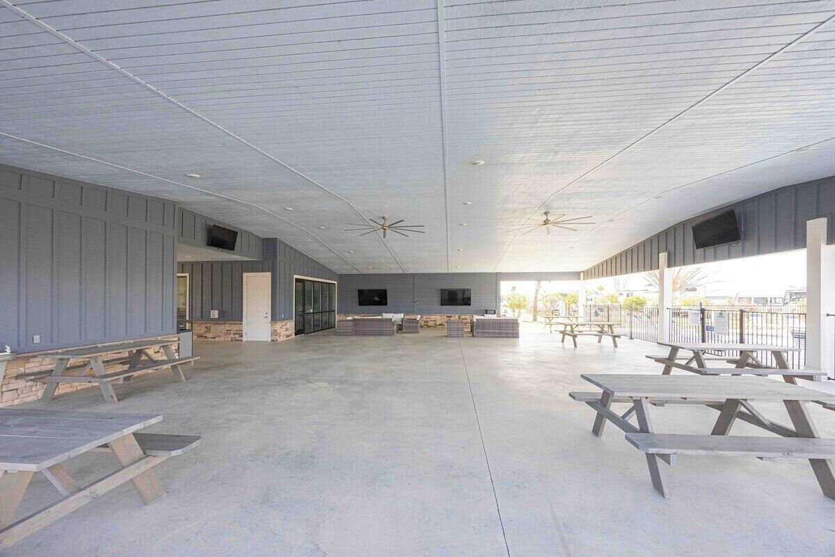 屋外ダイニングエリア