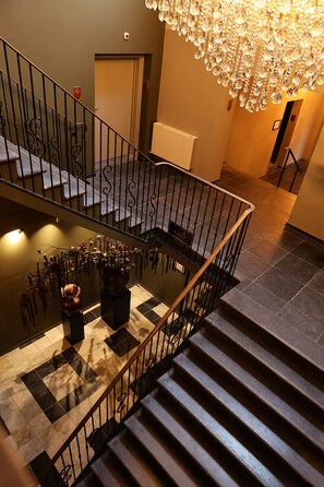 Staircase - Stadshotel Geertruidenberg (Geertruidenberg)