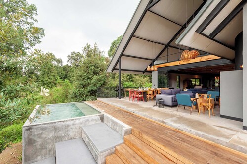 Refugio San Simón with private garden and serene mountain views