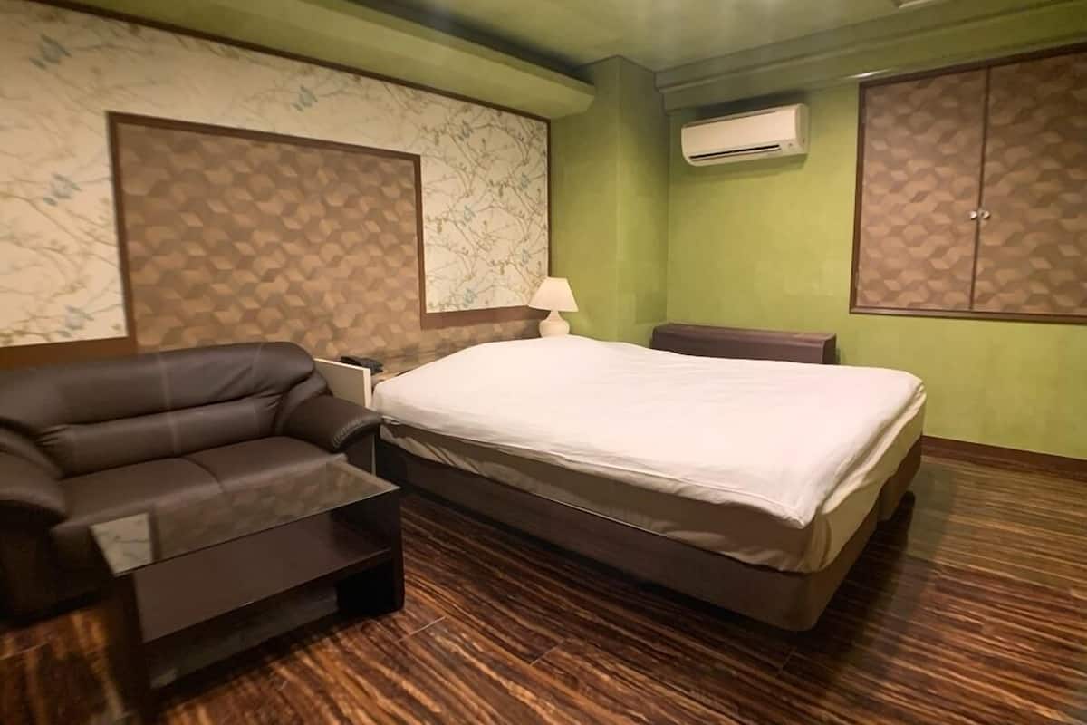 Economy-Doppelzimmer, 1 King-Bett