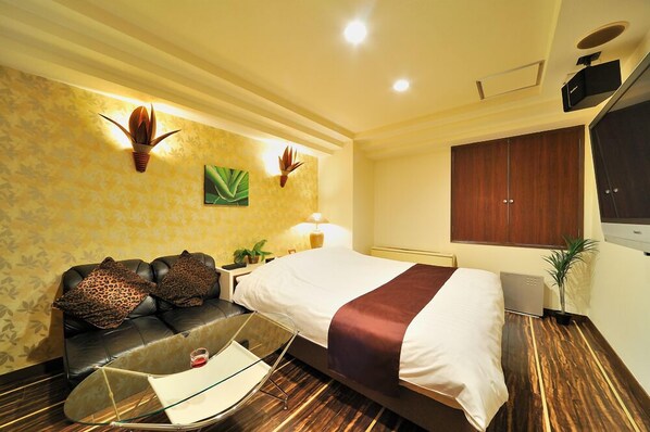 Dundyner, skrivebord og wi-fi (inkludert)