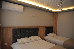 Desk, laptop workspace, iron/ironing board, free WiFi