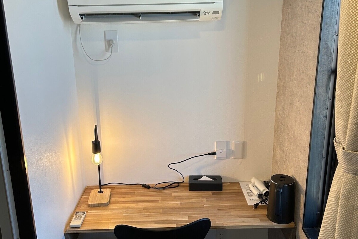 Business tweepersoonskamer, 1 tweepersoonsbed, niet-roken | Een bureau, verduisterende gordijnen, gratis wifi, beddengoed