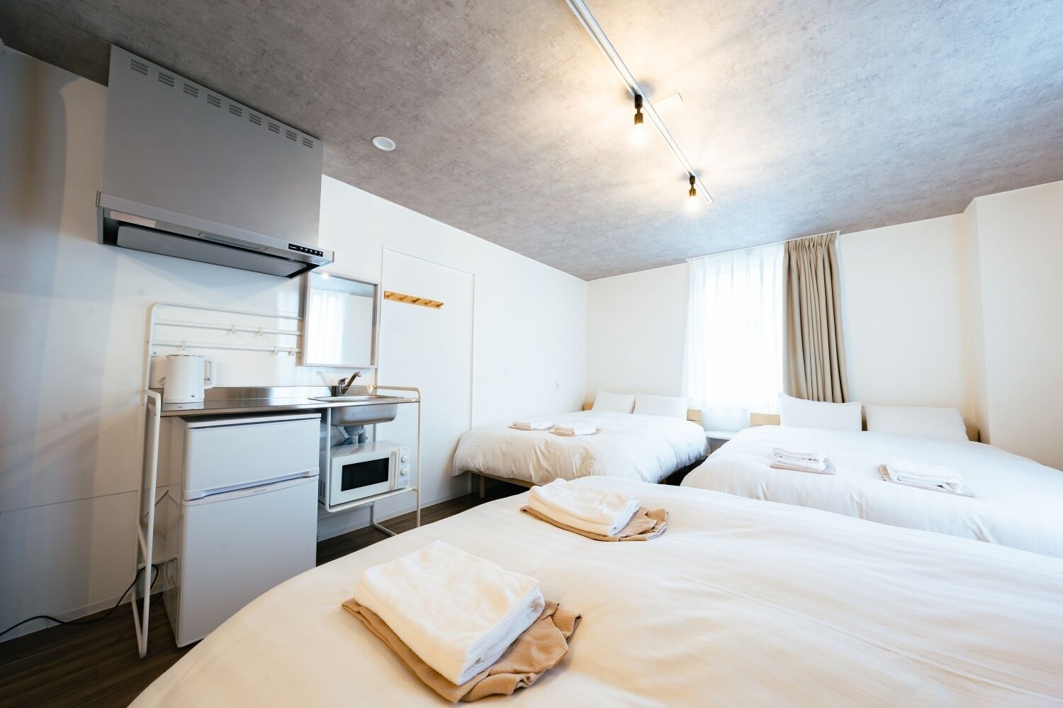 Family Room, 3 Bedrooms, Non Smoking | Blackout curtains, free WiFi, bed sheets