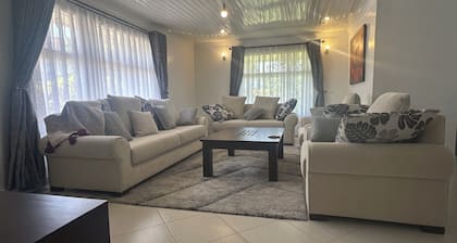 Lux Suites Greenpark Getaway Bungalows