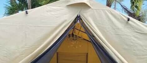 1 dormitori, planxa i posts de planxar, wifi gratuïta i roba de llit