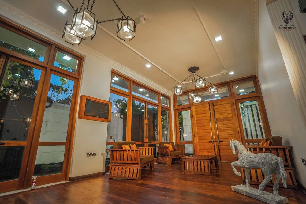 DREAM PARADISE WATER FRONT VILLA