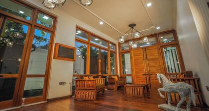 DREAM PARADISE WATER FRONT VILLA