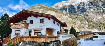 Gemütliche Wohnung für 4 Personen mit W-LAN, TV, Innenhof und Haustiere erlaubt