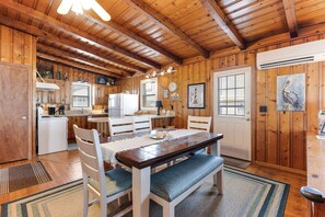 Unclassified image, 4 of 47, button