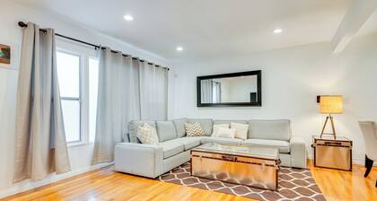 1 Mi to Dtwn Melrose: Cozy Condo w/ Patio