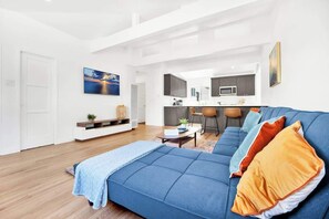 TV, fireplace, offices