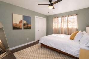 3 bedrooms, iron/ironing board, free WiFi, bed sheets