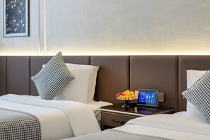 Basic Twin Room, City View - AI Lives In The Future Hotel - Xi'an Drum Tower Old City Root G Park Store (Xi'an)