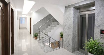 Mauryan Signature hotel Near Yashobhoomi