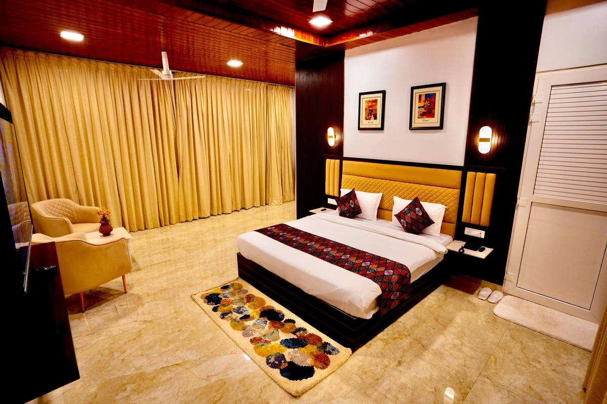 Basic Suite | 1 bedroom, premium bedding, free WiFi, bed sheets