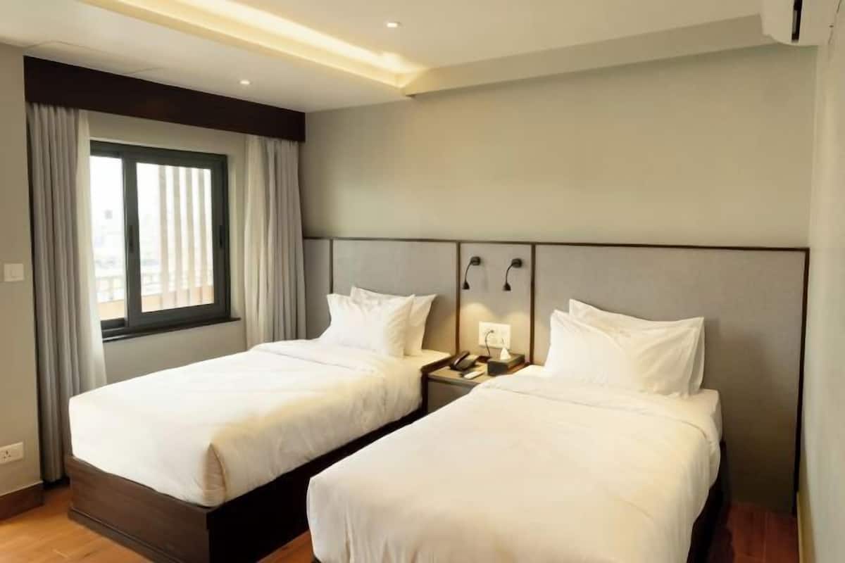 1 dormitorio, minibar, escritorio