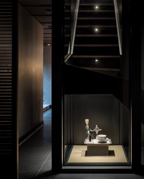 Staircase - TRUNK HOUSE (Tokyo)