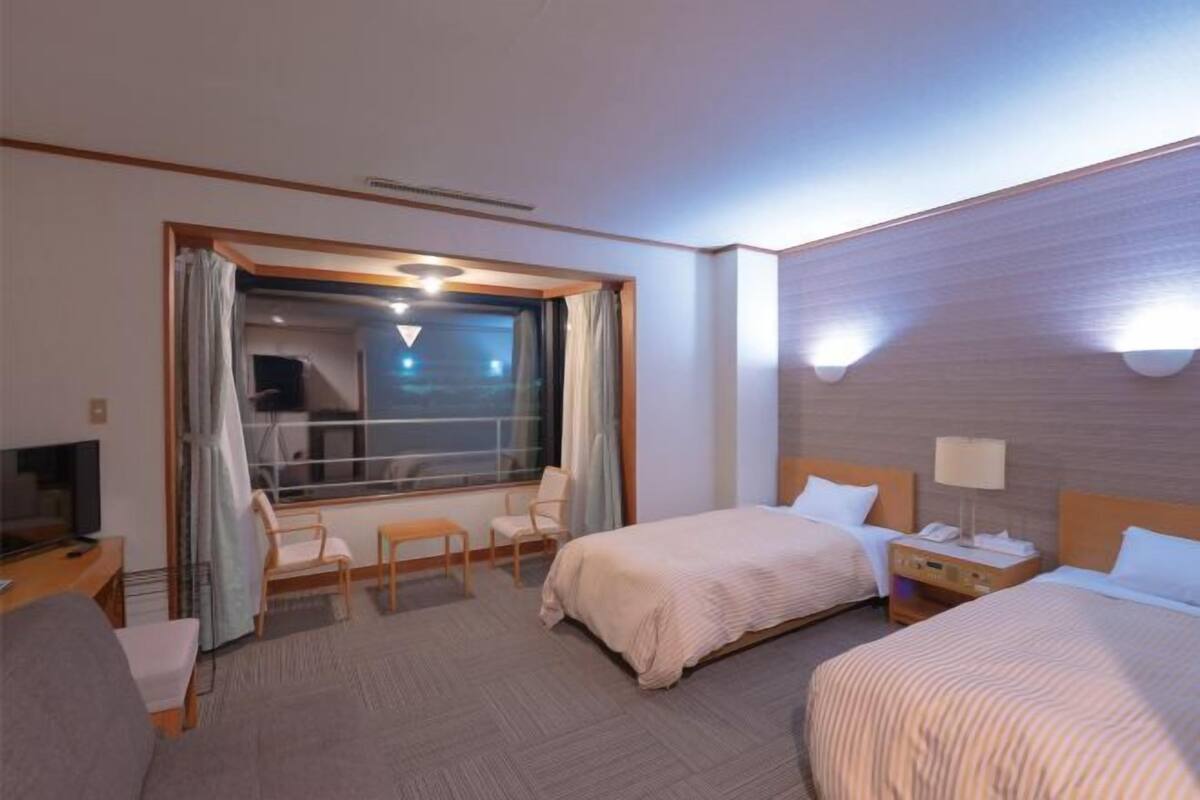 Wifi gratis y ropa de cama