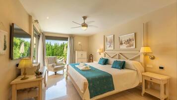 4 bedrooms, internet, bed sheets