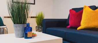 Sleek City Getaway - Walkable & Free Parking