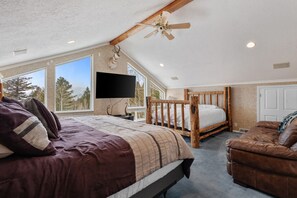 6 camere, ferro/asse da stiro, culla da viaggio, Wi-Fi gratuito