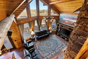 Smart TV, fireplace, table football, offices - Luxury Cabin: Hot Tub, Firepit, Pickleball, Views! (Kanab)