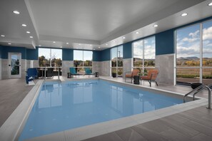 Indoor pool - Hampton Inn & Suites by Hilton Wheat Ridge Denver West (Wheat Ridge)