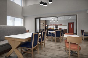 Free daily buffet breakfast - Hampton Inn & Suites by Hilton Wheat Ridge Denver West (Wheat Ridge)