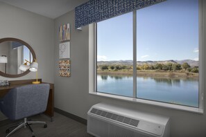 View from room - Hampton Inn & Suites by Hilton Wheat Ridge Denver West (Wheat Ridge)