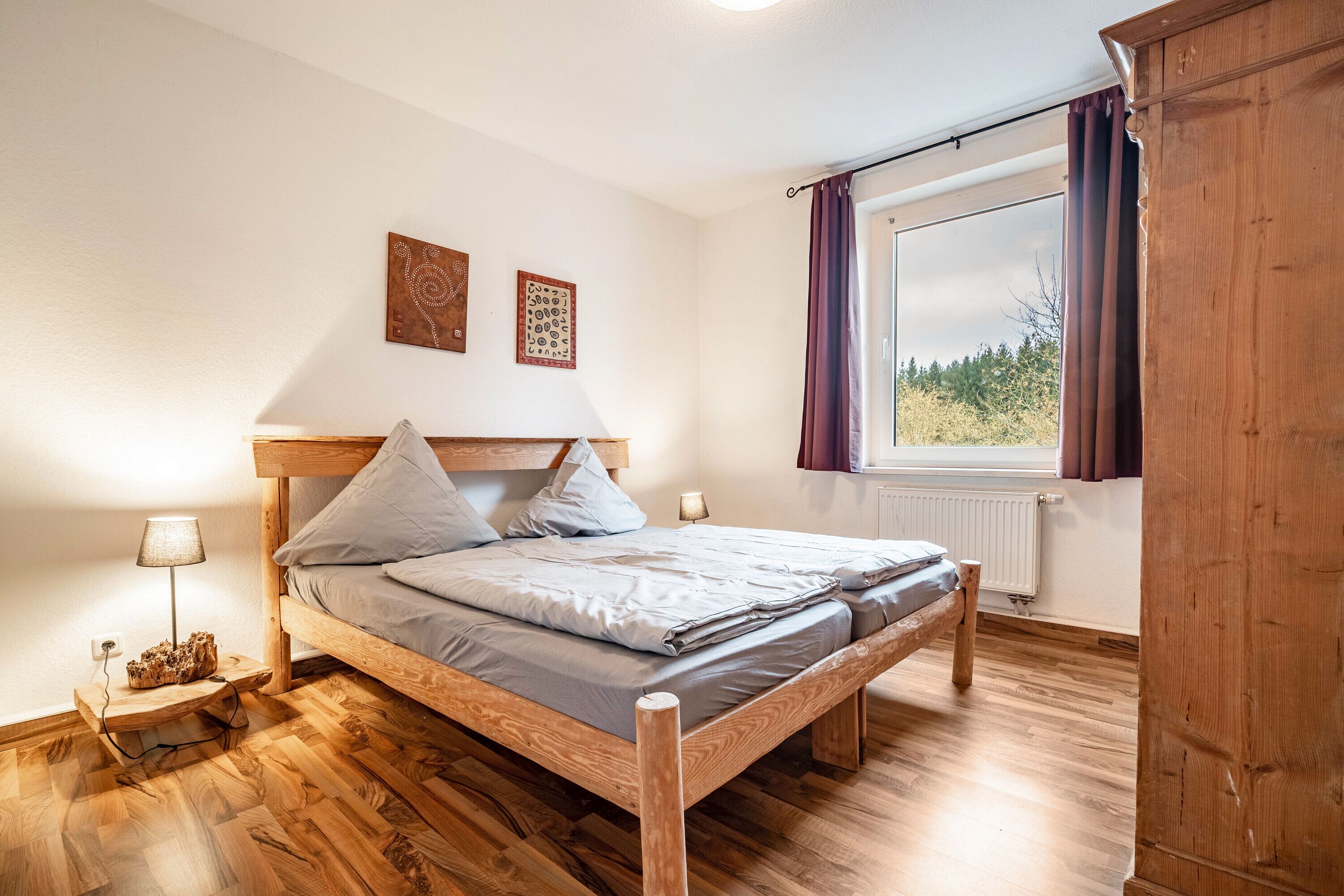 2 bedrooms, bed sheets