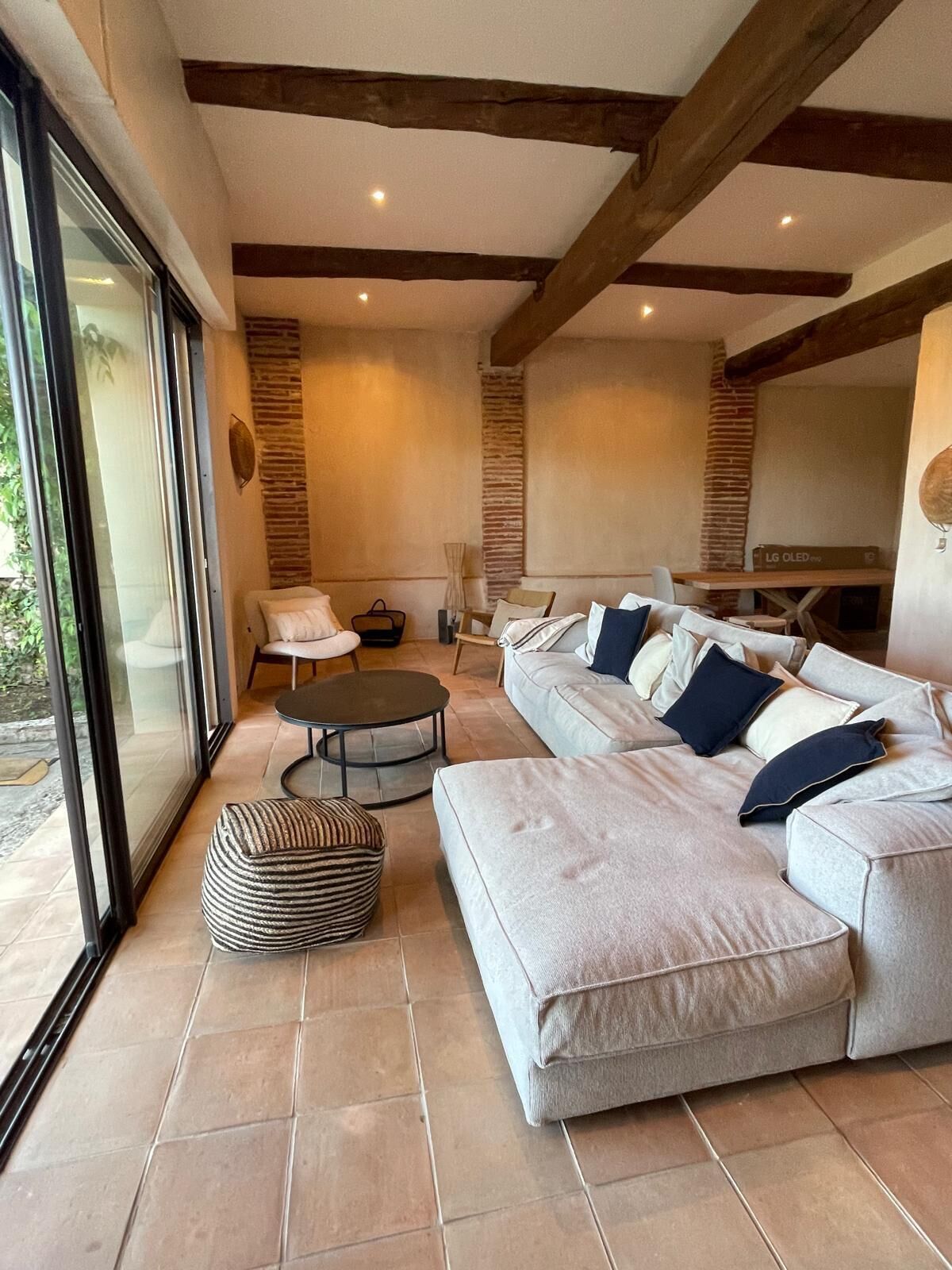 Videospill, bordtennis, PC-skjermer og printere