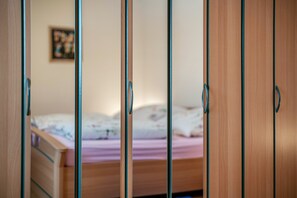 1 bedroom, iron/ironing board, free WiFi, bed sheets