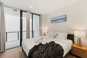 3 makuuhuonetta, silitysrauta/-lauta, Wi-Fi, vuodevaatteet