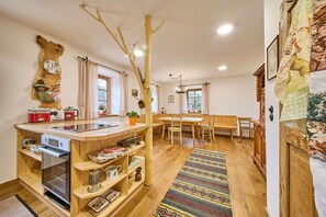 House, 2 Bedrooms, Mountain View, Garden Area | Private kitchen - Holiday Home Edt (Bad Goisern)