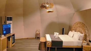 Minibar, in-room safe, blackout drapes, iron/ironing board