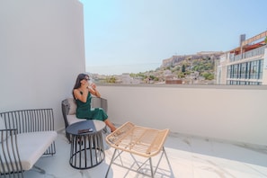 Iconic Suite (Acropolis View) | Balcony