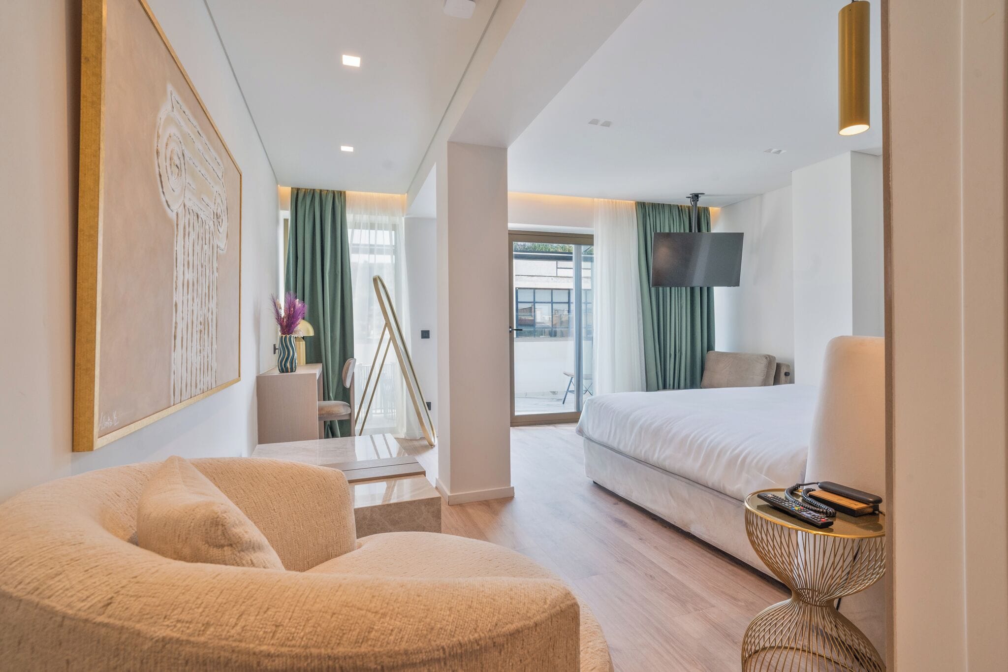 Sábanas de algodón egipcio, ropa de cama de alta calidad y minibar 