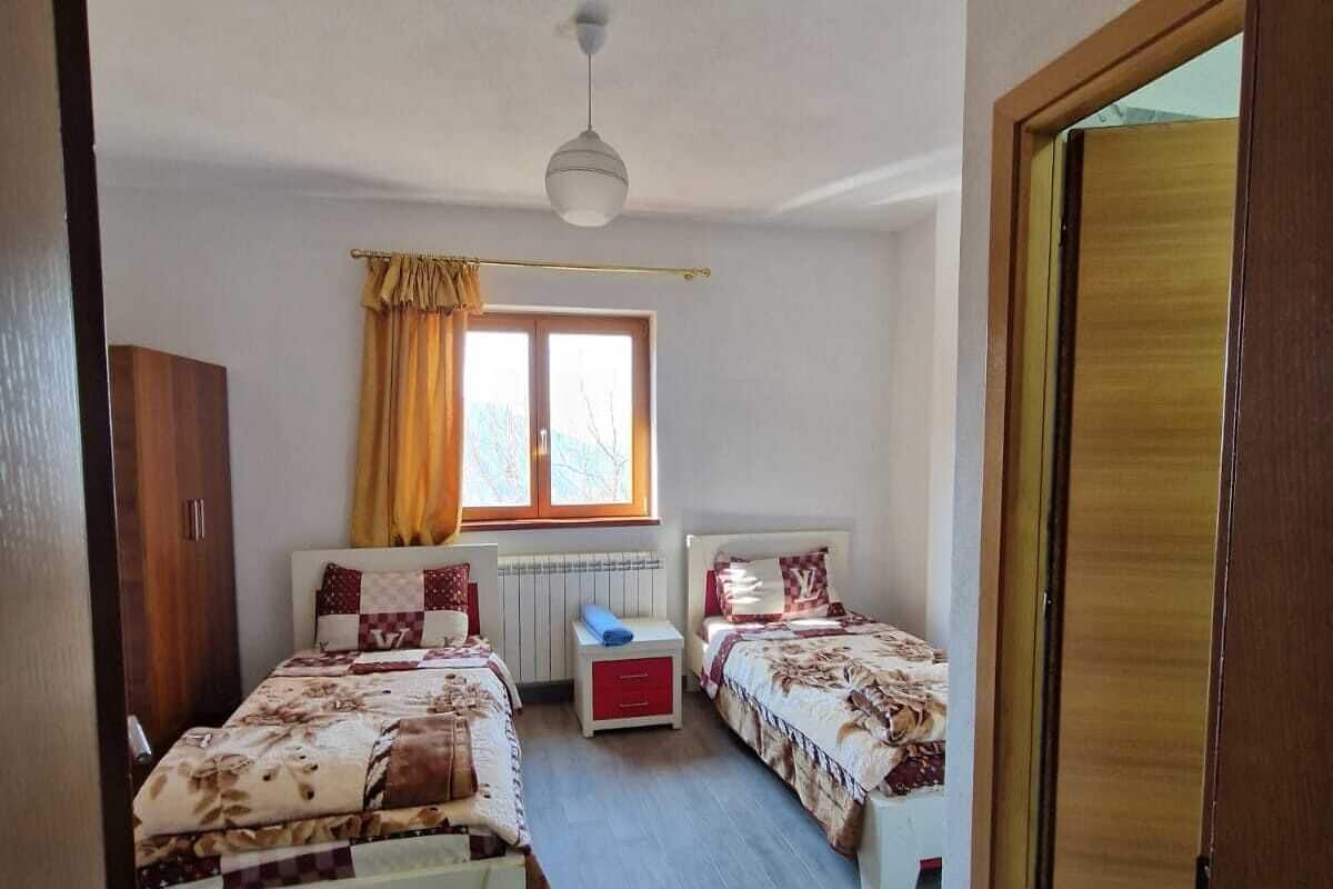Classic Twin Room, Lake View | Desk, blackout curtains, soundproofing, iron/ironing board