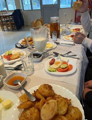 Daily local cuisine breakfast for a fee - Guest House Korabi (Kala e Dodes)