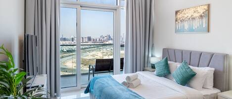 Iron/ironing board, free WiFi, bed sheets