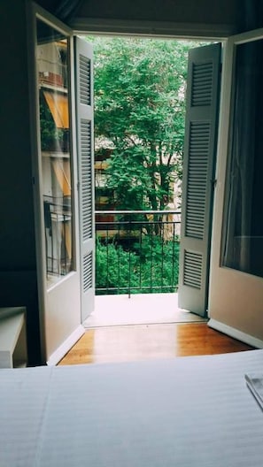 Apartment, 1 Bedroom, Balcony, Garden View | Balcony - Athens Apartment 1-min Walk to Metro (Athens)