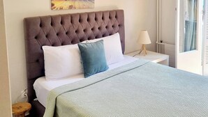 Apartment, 1 Bedroom, Balcony, Garden View - Athens Apartment 1-min Walk to Metro (Athens)