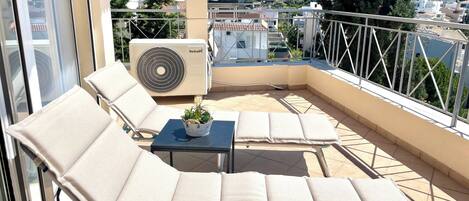 Apartment, 2 Bedrooms, Accessible, Smoking | Balcony