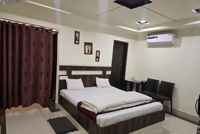 Hotel Devraj