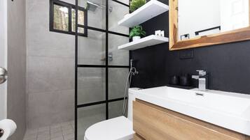 Classic Cabin, Valley View | Bathroom