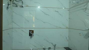 Chambre économique | Salle de bain