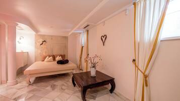 BehandlungsrĂ€ume fĂŒr Paare, Sauna, Hydrotherapie, Aromatherapie