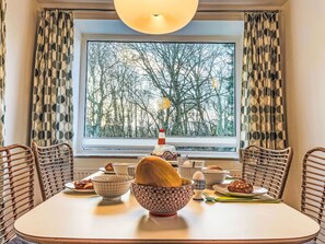 تناول الطعام